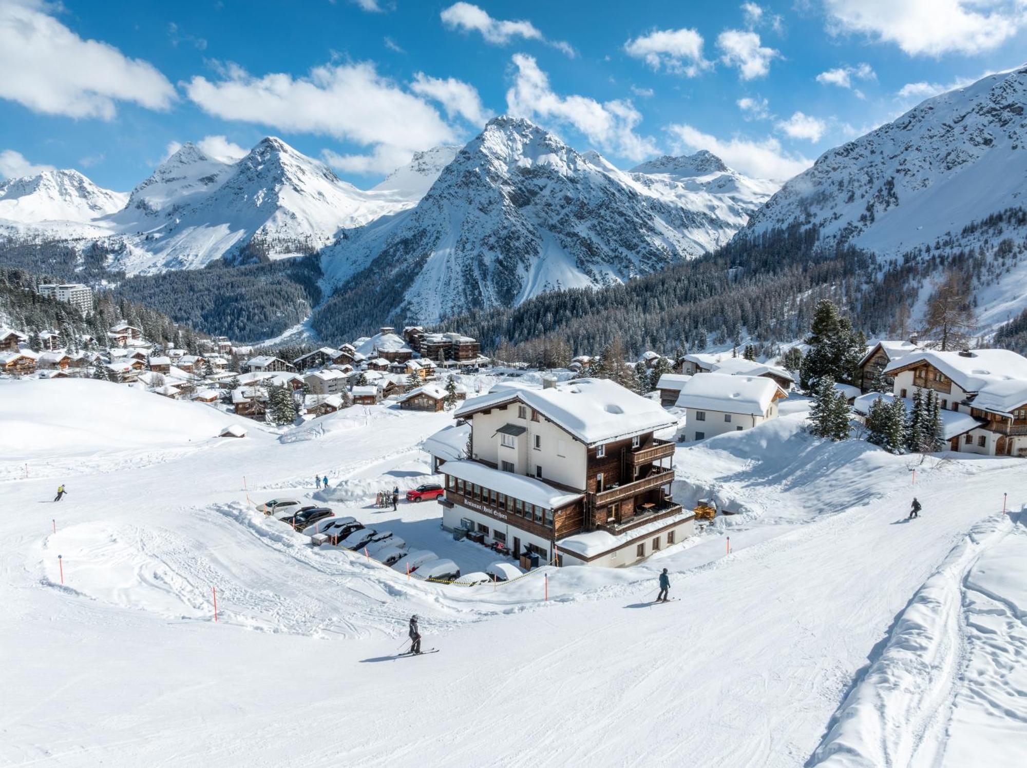 Erzhorn Hotel Arosa Exterior photo